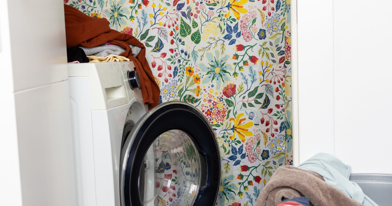 W mig rozpuści kamień i usunie pleśń. Pralka będzie błyszczeć i pachnieć