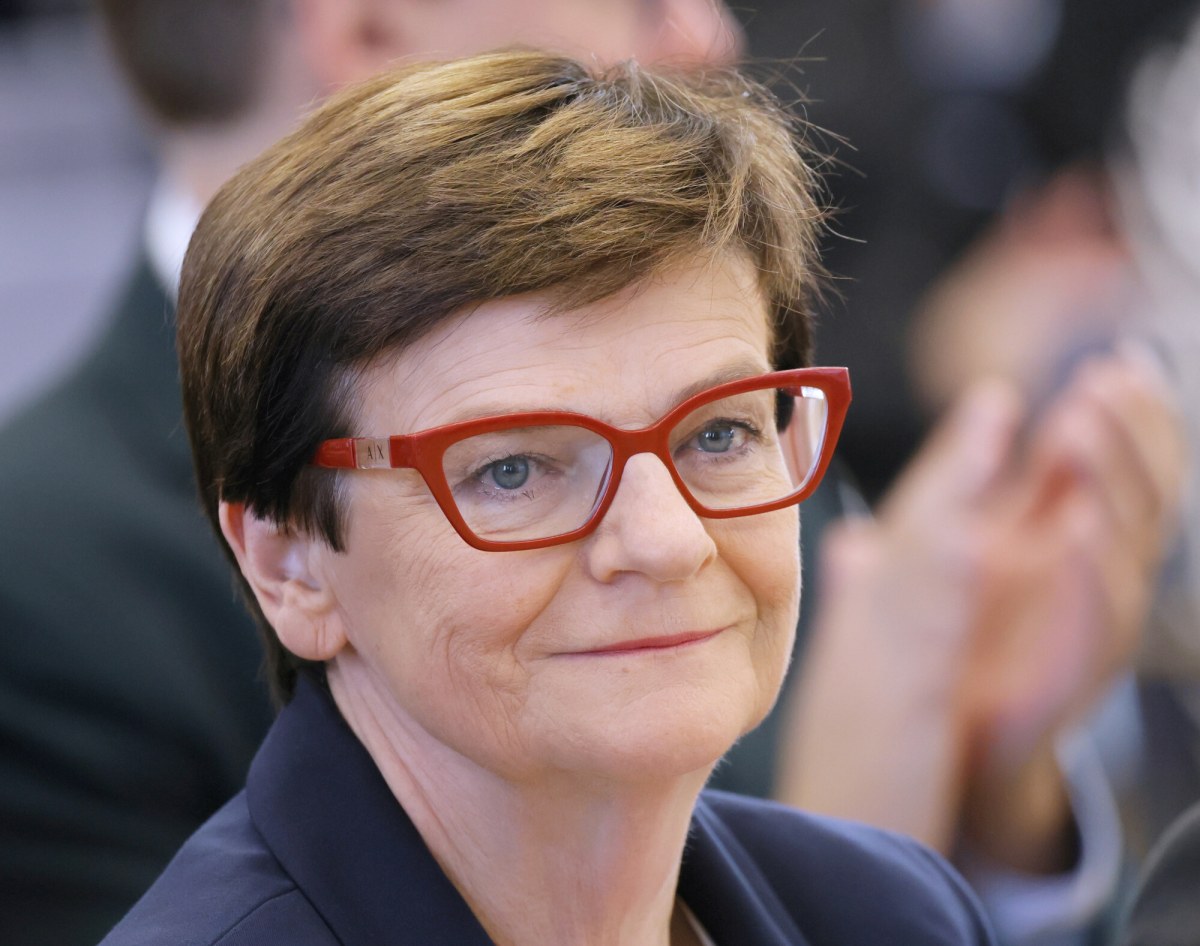 "Nie robię takich rzeczy". Posłanka KO wydała oświadczenie po aferze z karetką