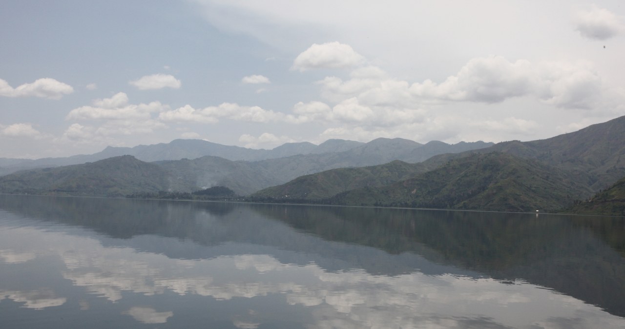 Metan i dwutlenek węgla pod powierzchnią. Niepokojąca historia jeziora Kiwu