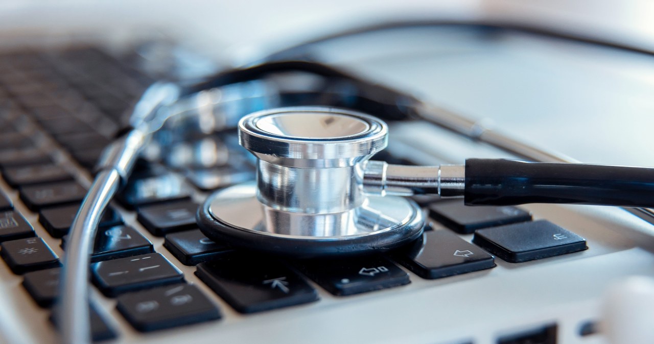 Zbieranie danych medycznych to zmora lekarzy. "Koszt jest ogromny"