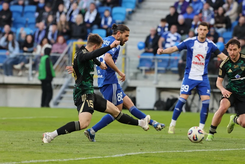 Lechia biła głową w mur. Cudowny rajd rozstrzygnął starcie w Płocku