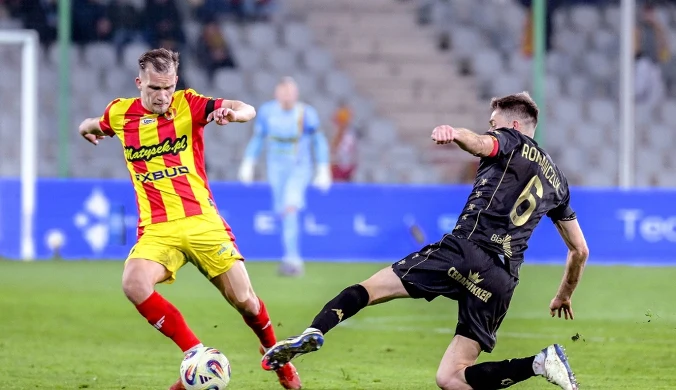 Karny i anulowany gol, wielki show w Kielcach. Jagiellonia ma kłopoty