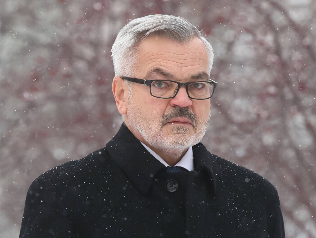 Ambasador Krajewski alarmuje: Cmentarz Wojenny w Katyniu wymaga renowacji