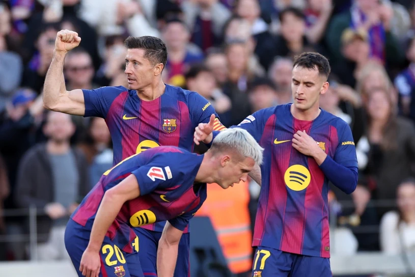 Lewandowski będzie musiał się pożegnać z kolegą. FC Barcelona pogodzona