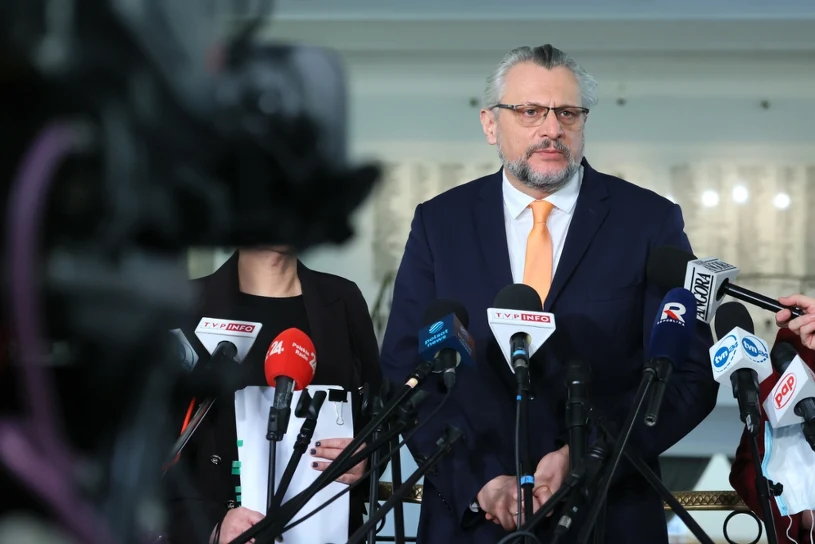 Burza ws. zabiegu w rodzinie senatora. Sprawa trafi do prokuratury