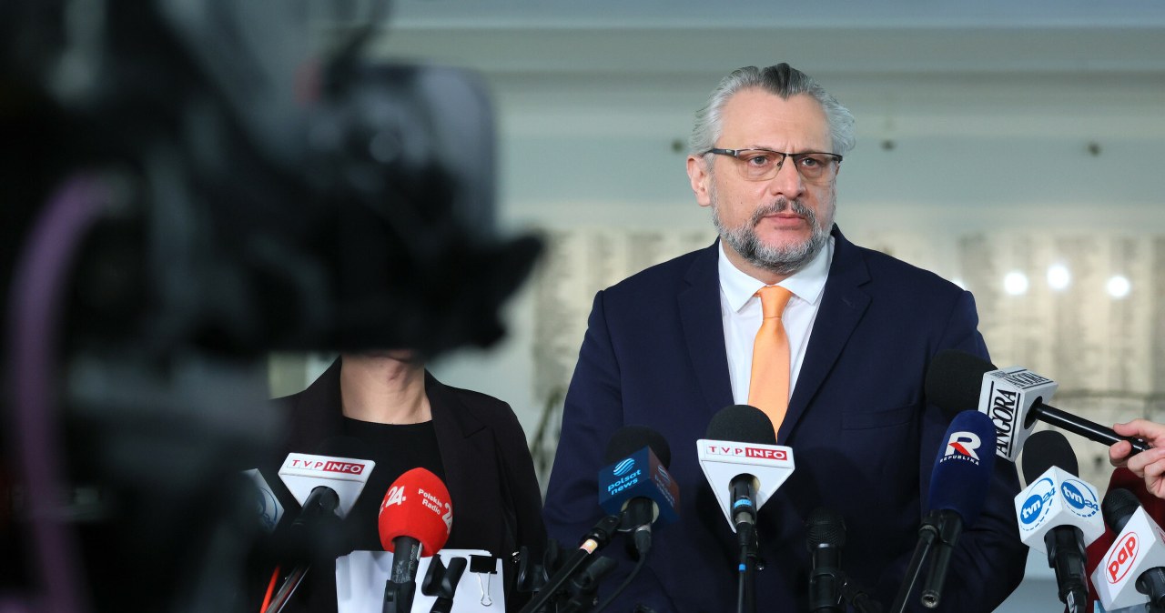 Burza ws. zabiegu w rodzinie senatora. Sprawa trafi do prokuratury