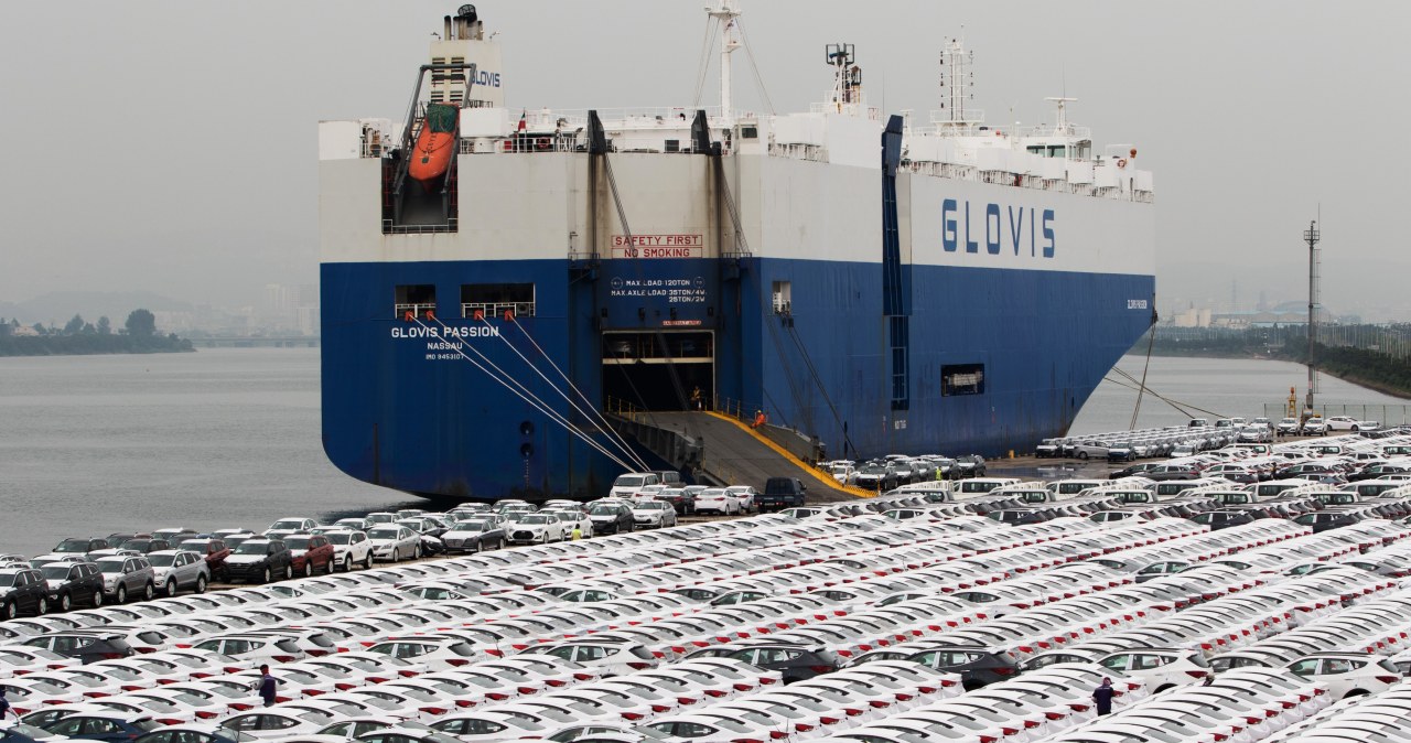 Hyundai omija Cieśninę Ormuz. Wojna uderza w dostawy aut