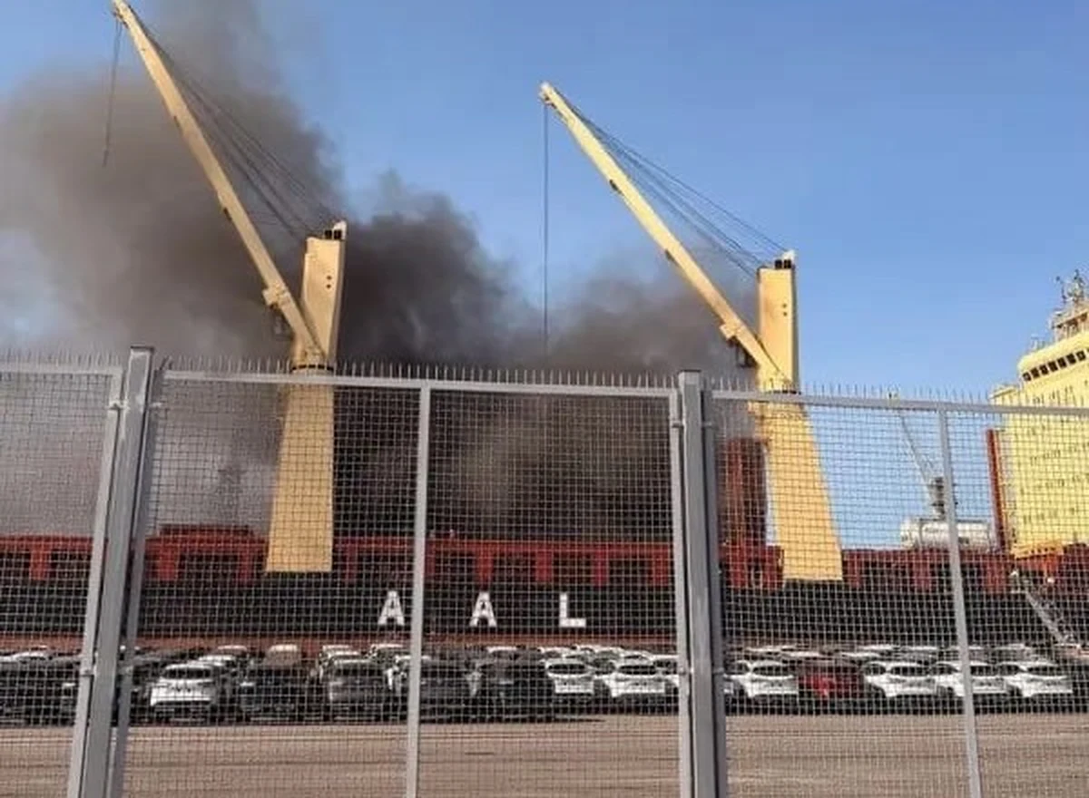 Strażacy otrzymali zgłoszenie o pożarze ładowni statku w Nowym Porcie w Gdańsku - dowiedział się dziennikarz RMF FM Stanisław Pawłowski. Jak informuje straż pożarna, w ładowni znajdują się odpady.