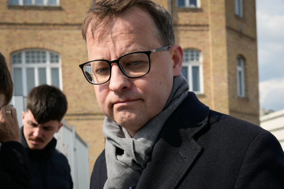 Marcin Romanowski skomentował na antenie telewizji Republika wyniki wyborów na Węgrzech. "Huraganowy atak, szantaż finansowy. Polski przykład być może niedostatecznie ich nauczył, że zmiana dla samej zmiany nie jest dobra" - stwierdził.