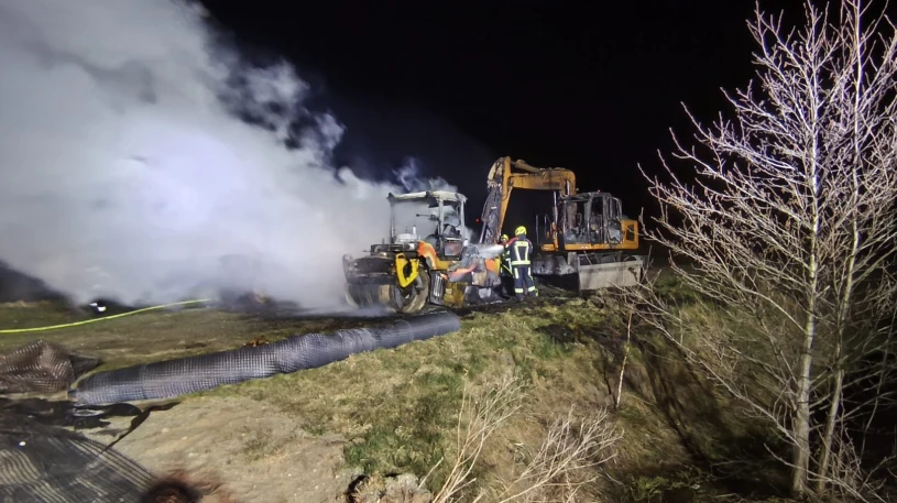 Potężny pożar na drodze do budowy elektrowni. Znaczne straty