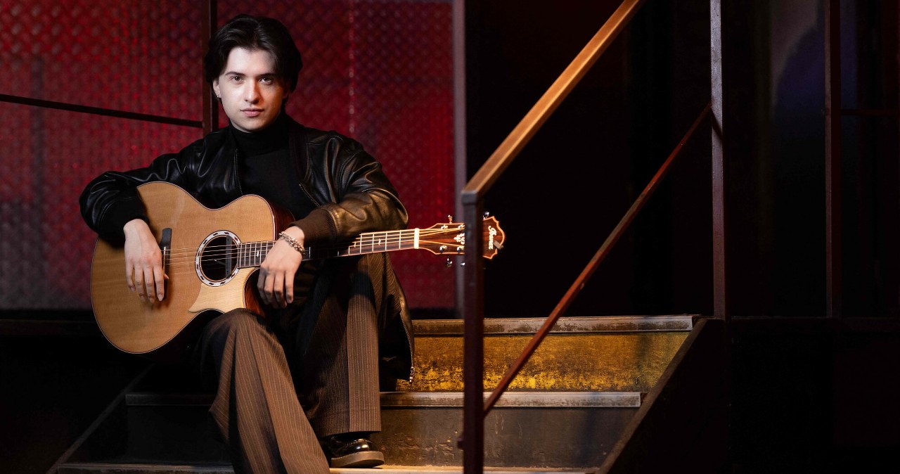 "Absolutnie ostatnia szansa". Talent 25-letniego Polaka usłyszał cały świat