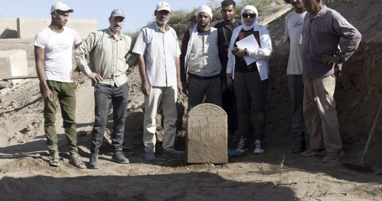 Stela sprzed 2000 lat odkryta w Luksorze. Cesarz Tyberiusz w roli faraona