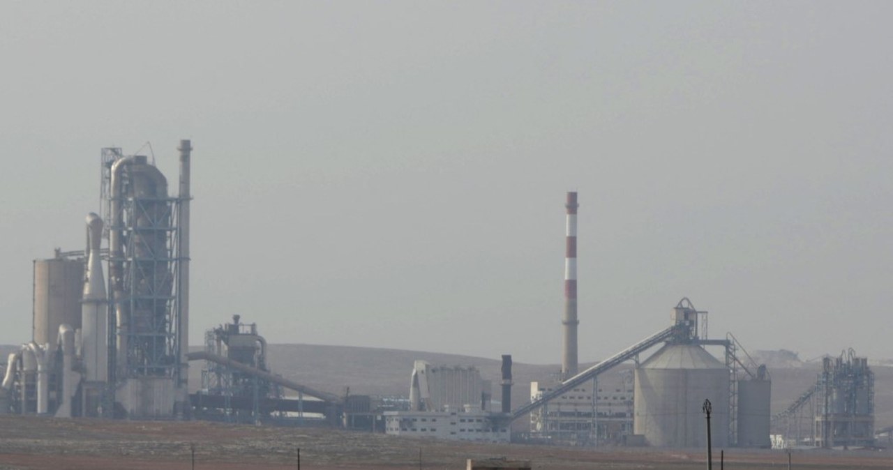 Jest wyrok dla Lafarge. Firma winna finansowania Państwa Islamskiego