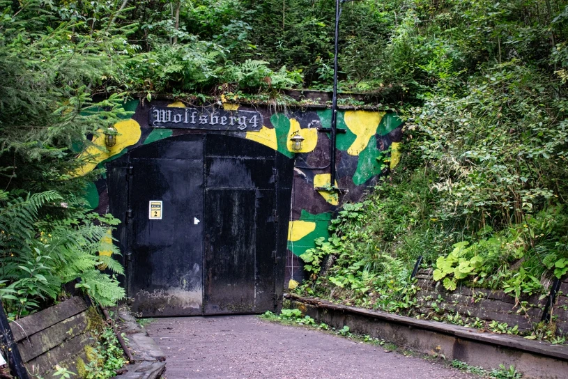 Największe zagadki kompleksu Riese. Po co Niemcy drążyli góry?