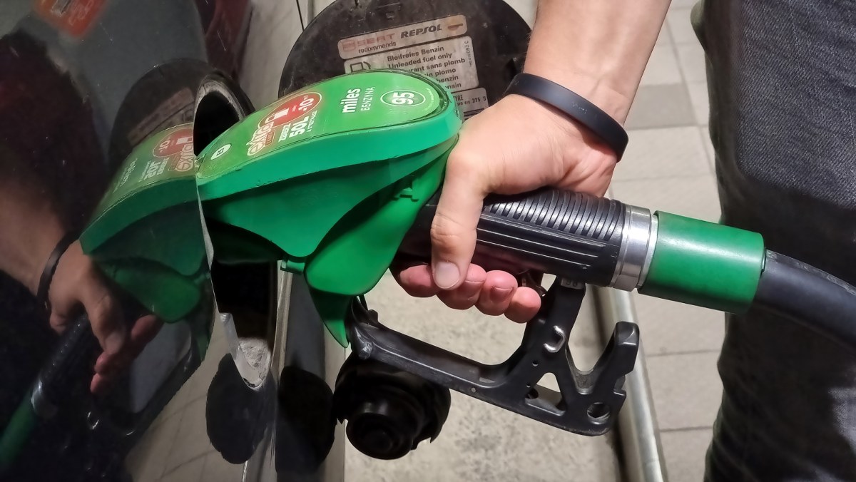 Nowe ceny paliw w Polsce. Ustalono limity