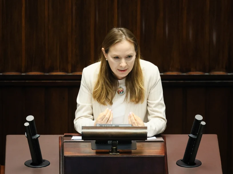 Polska 2050 chce zmian w L4 dla jednej grupy. W tle niewypłacalność FUS