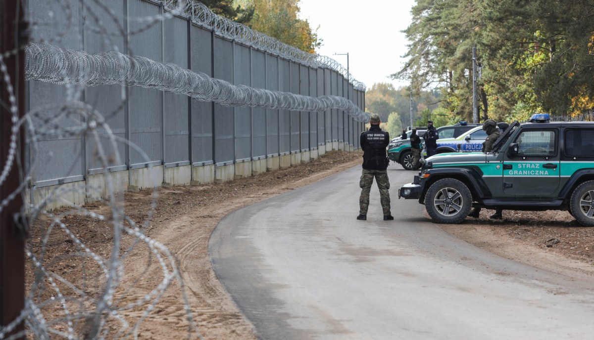Szef MON ogłasza sukces. "Uszczelniliśmy granicę państwową"