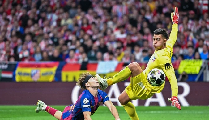 Dramat w meczu Barcelony. Boli od samego patrzenia, Flick mógł tylko patrzeć