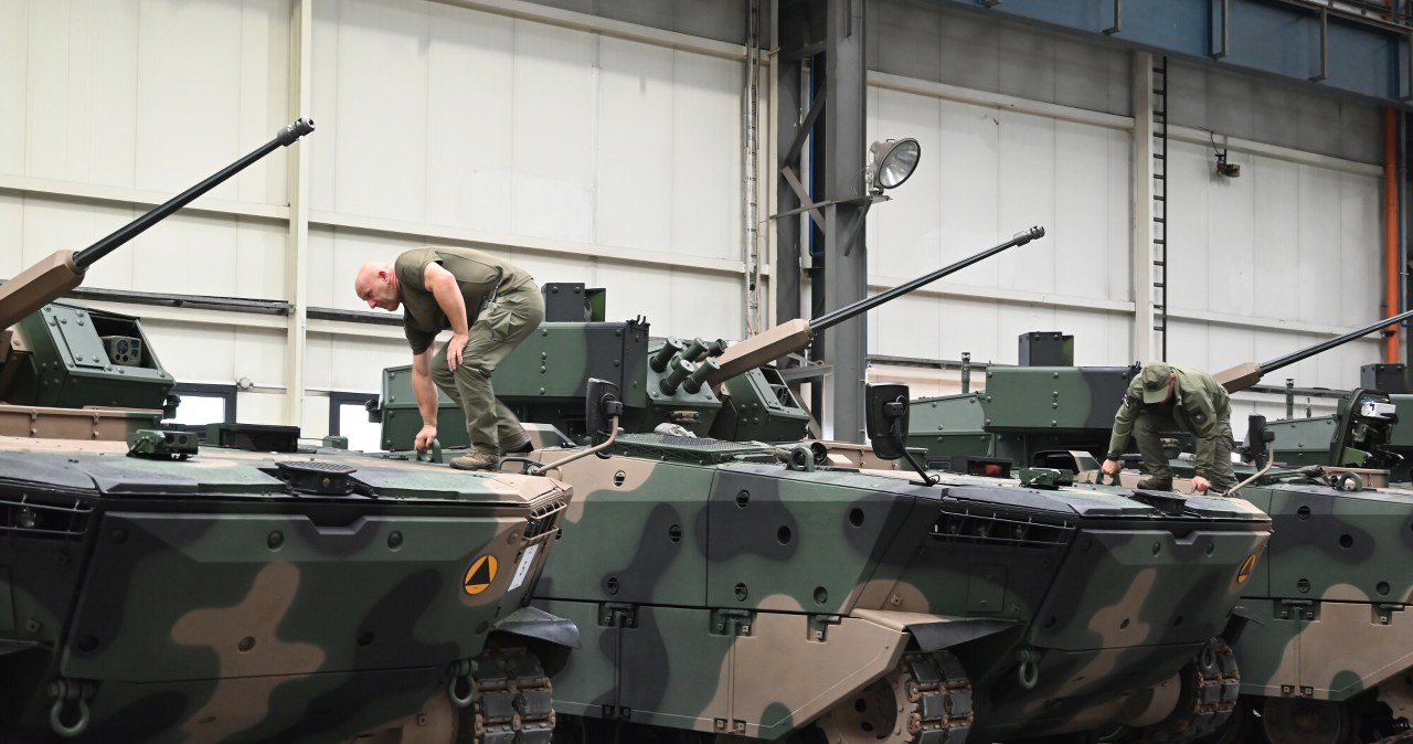 Zbrojeniówka z karami na setki milionów złotych. Co ze spłatą?