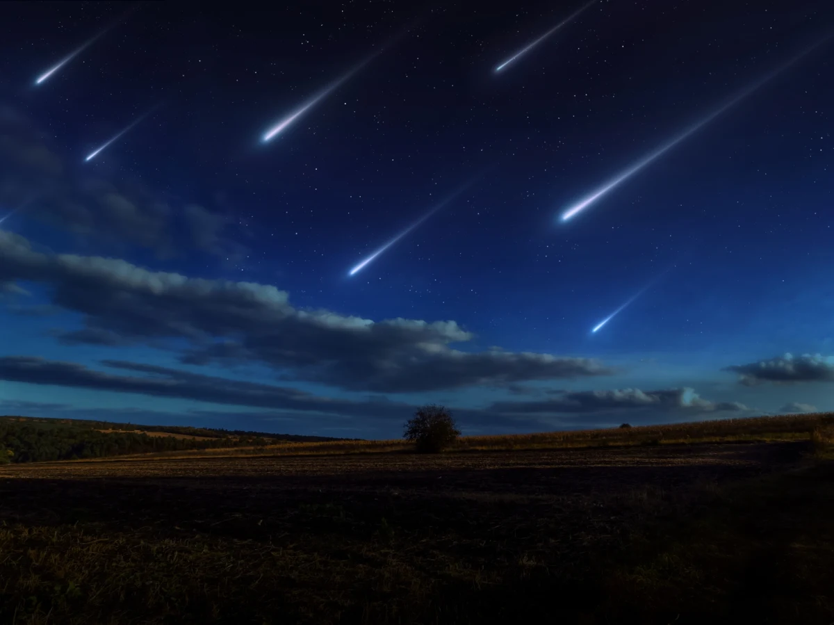 Lirydy, jeden z najstarszych znanych rojów meteorów, powrócą na niebo w kwietniu. To wyjątkowe zjawisko astronomiczne będzie można obserwować w najlepszych warunkach w nocy z 21 na 22 kwietnia. Jak przygotować się do tego widowiska i czego się spodziewać?