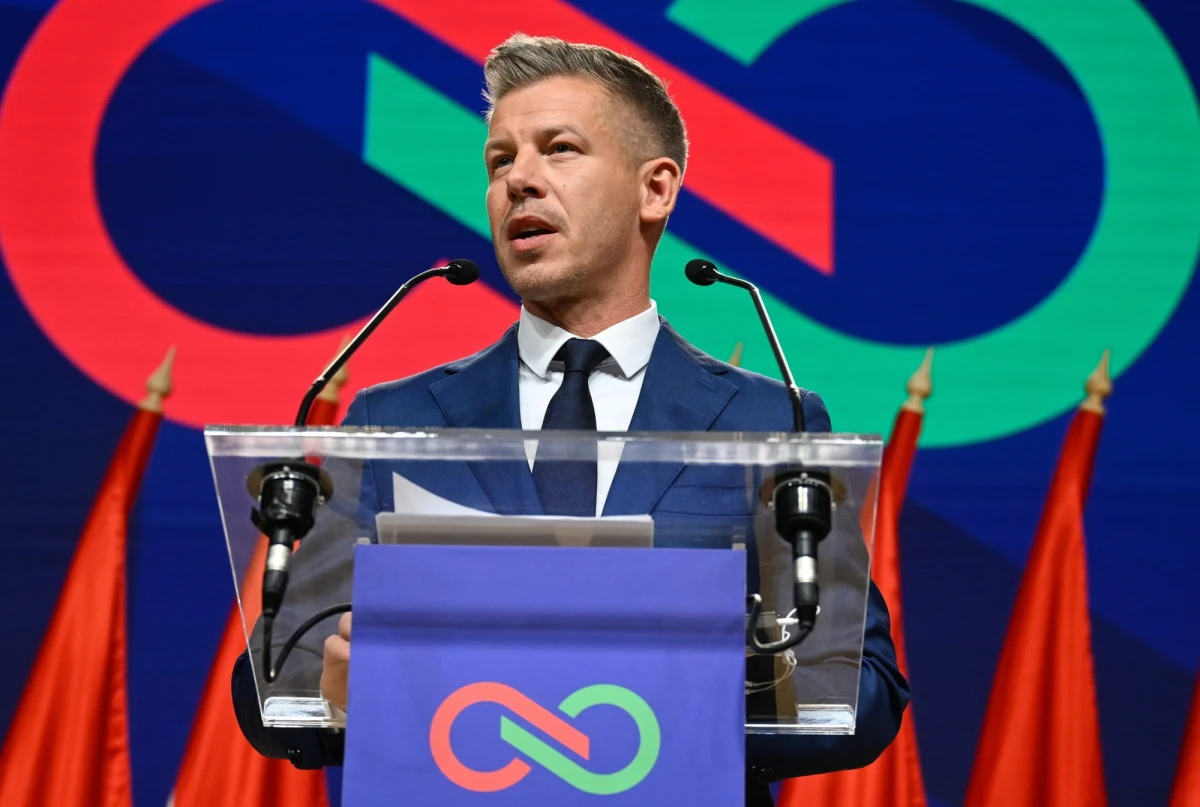 "Przyszły rząd Węgier nie będzie ingerować w pracę mediów publicznych" - potwierdził przewodniczący TISZA Peter Magyar w rozmowie z publiczną telewizją M1. Przyszły premier Węgier pojawił się tego dnia w mediach publicznych po raz pierwszy od półtora roku. Wezwał również prezydenta Tamasa Sulyoka do ustąpienia z urzędu.