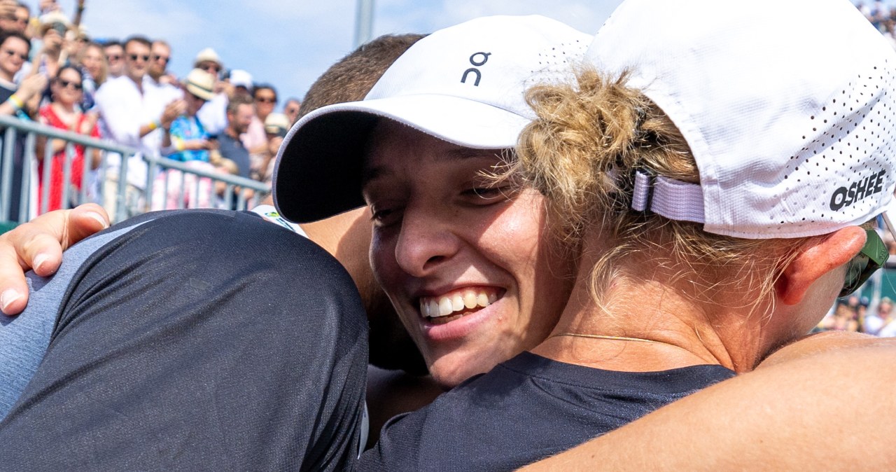 Świątek miażdży Niemki, już 20-0. Była euforia po 68 min gry z Siegemund