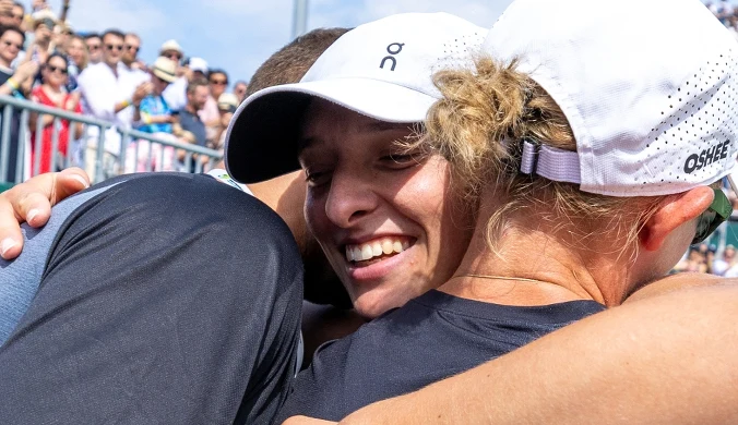 Świątek miażdży Niemki, już 20-0. Była radość po 68 min gry z Siegemund