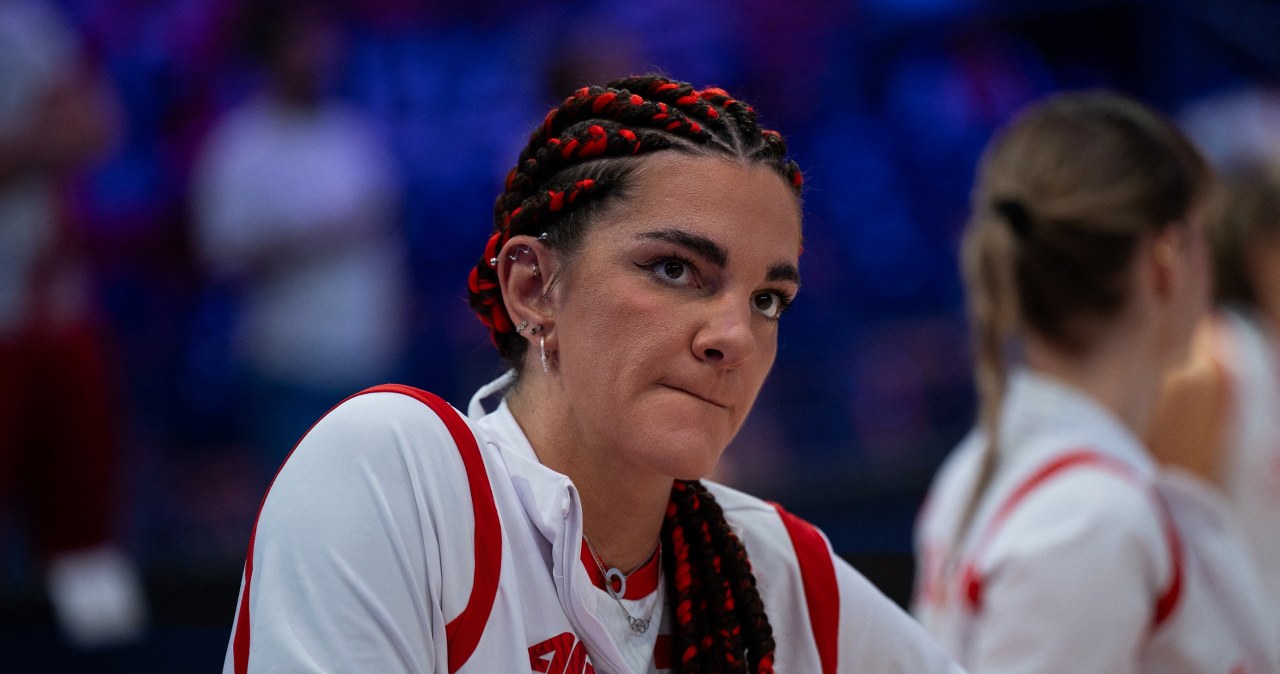 Cios dla Smarzek, od razu wyjechała z kraju. Lavarini już dostał wiadomość