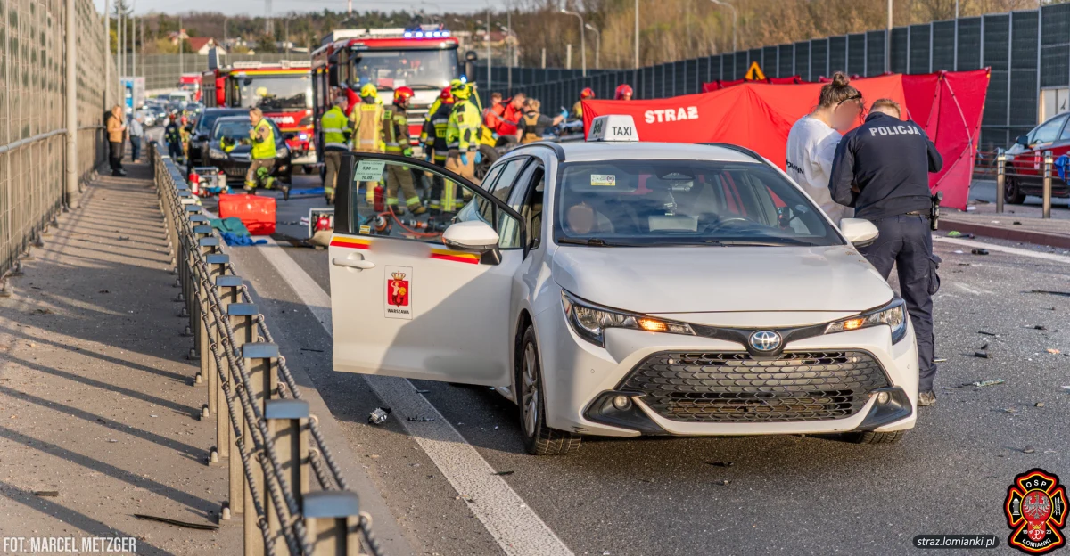 Dwaj mężczyźni, którzy usłyszeli zarzuty w sprawie niedzielnego karambolu w Łomiankach na Mazowszu, zostali tymczasowo aresztowani. W wypadku zginęły dwie osoby, a stan trzeciej jest bardzo ciężki. W rozmowie z RMF FM nadinspektor Roman Kuster, zastępca Komendanta Głównego Policji zaapelował, by skończyć z "fałszywą solidarnością", w efekcie której pijani kierowcy wyjeżdżają na polskie drogi. 
