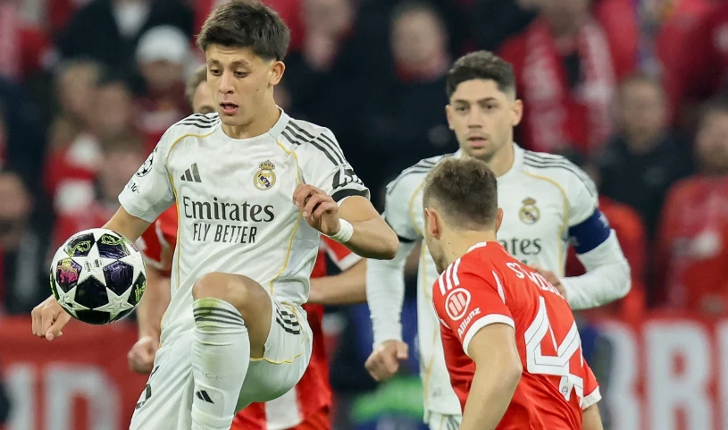 Klincz gigantów w LM. Epicka kanonada na Allianz Arenie. Padał gol za golem