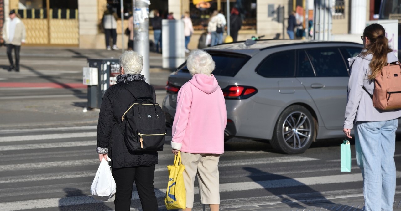 Emeryci czekali na tę decyzję ZUS. Ponad sto tys. z nich dostanie podwyżkę