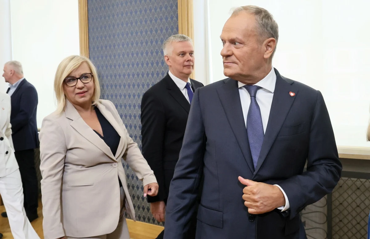Po zaplanowanej na dziś rozmowie premiera Donalda Tuska z Katarzyną Pełczyńską-Nałęcz dojdzie do spotkania polityków Polski 2050 i PSL-u w sprawie wotum nieufności dla minister klimatu Pauliny Hennig-Kloski - ustalił nieoficjalnie dziennikarz RMF FM Kacper Wróblewski. Według naszych informacji koalicjanci mają stawiać szefowej resortu trzy warunki.