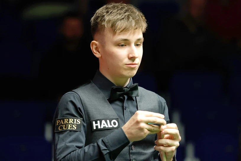 Trzykrotny mistrz świata historycznym rywalem Polaka w Crucible. Legenda