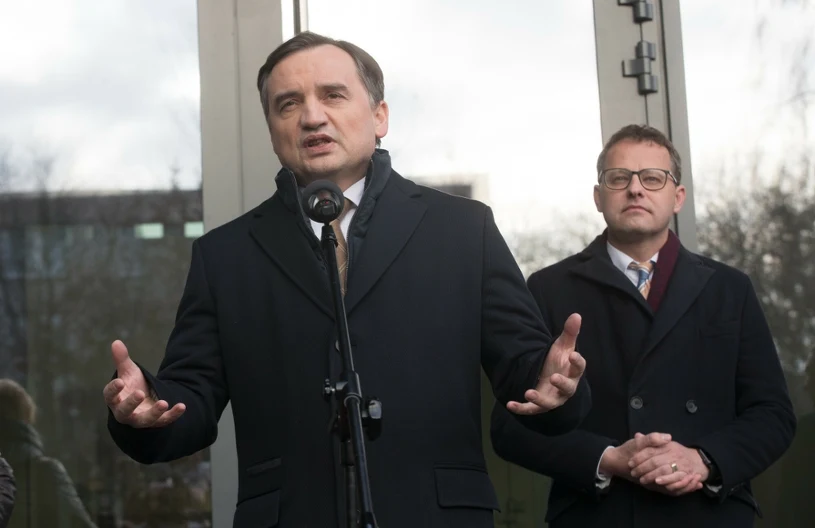 Co dalej z Ziobrą i Romanowskim? "Zamieszanie gwarantowane"