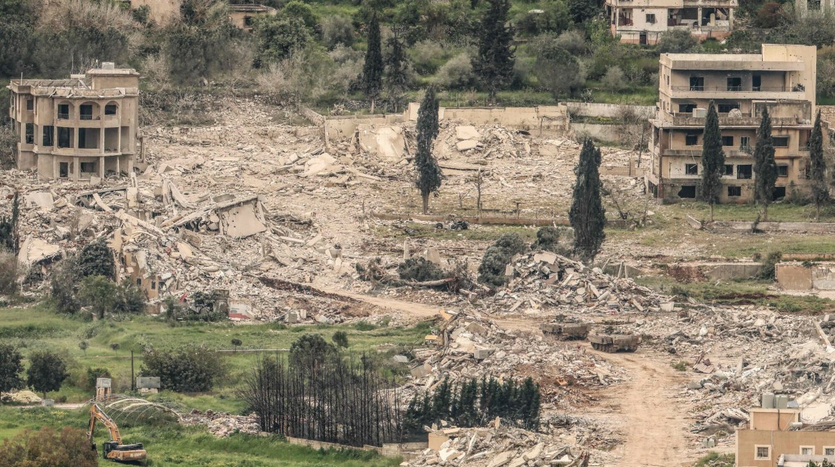 "Zachowujemy się tak samo jak w Gazie". Izrael równa z ziemią wioski w Libanie