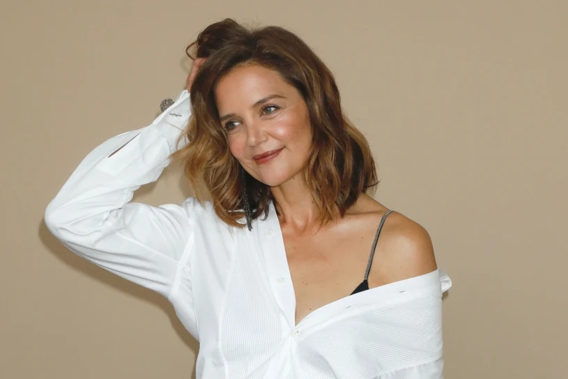 Posągowa Katie Holmes skradła show. W tej spódnicy wyglądała jak bogini