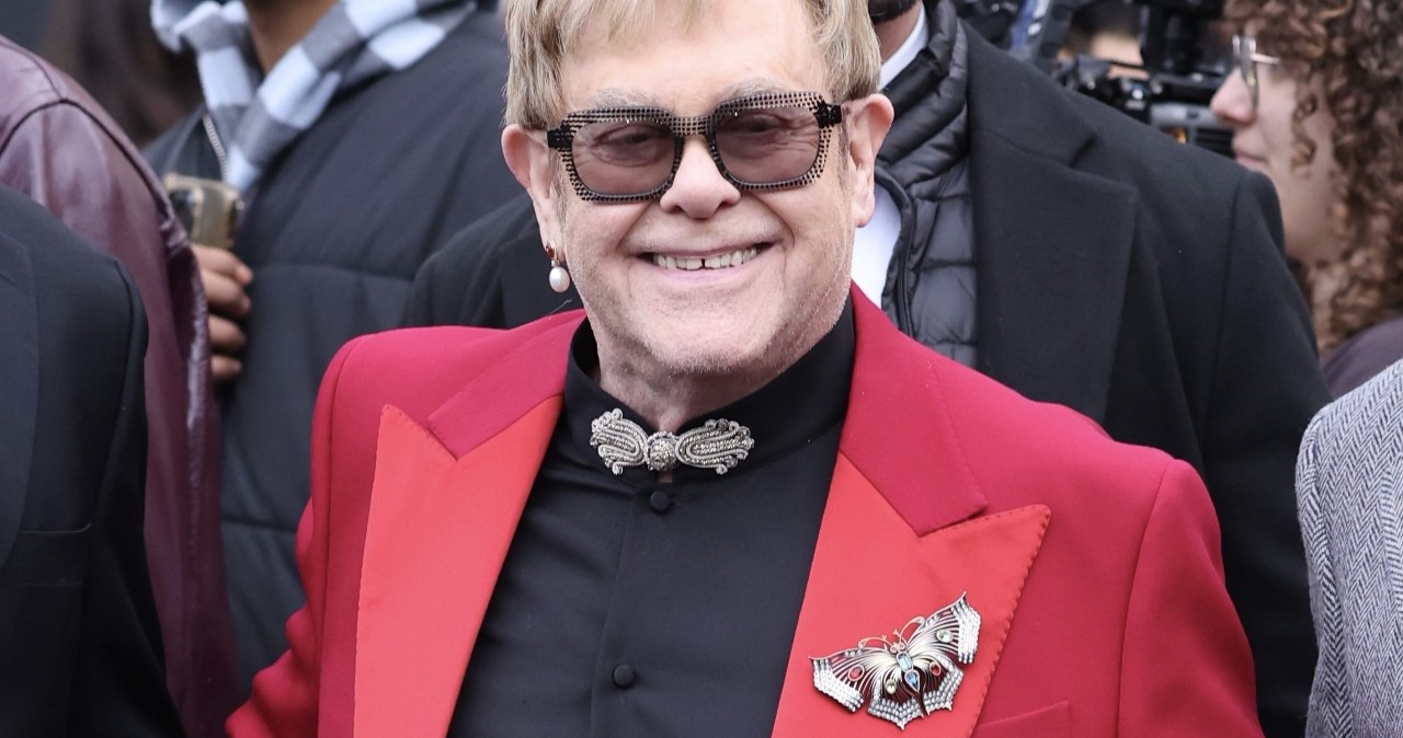 Sfotografowali Eltona Johna na zakupach. Nie mógł iść o własnych siłach!