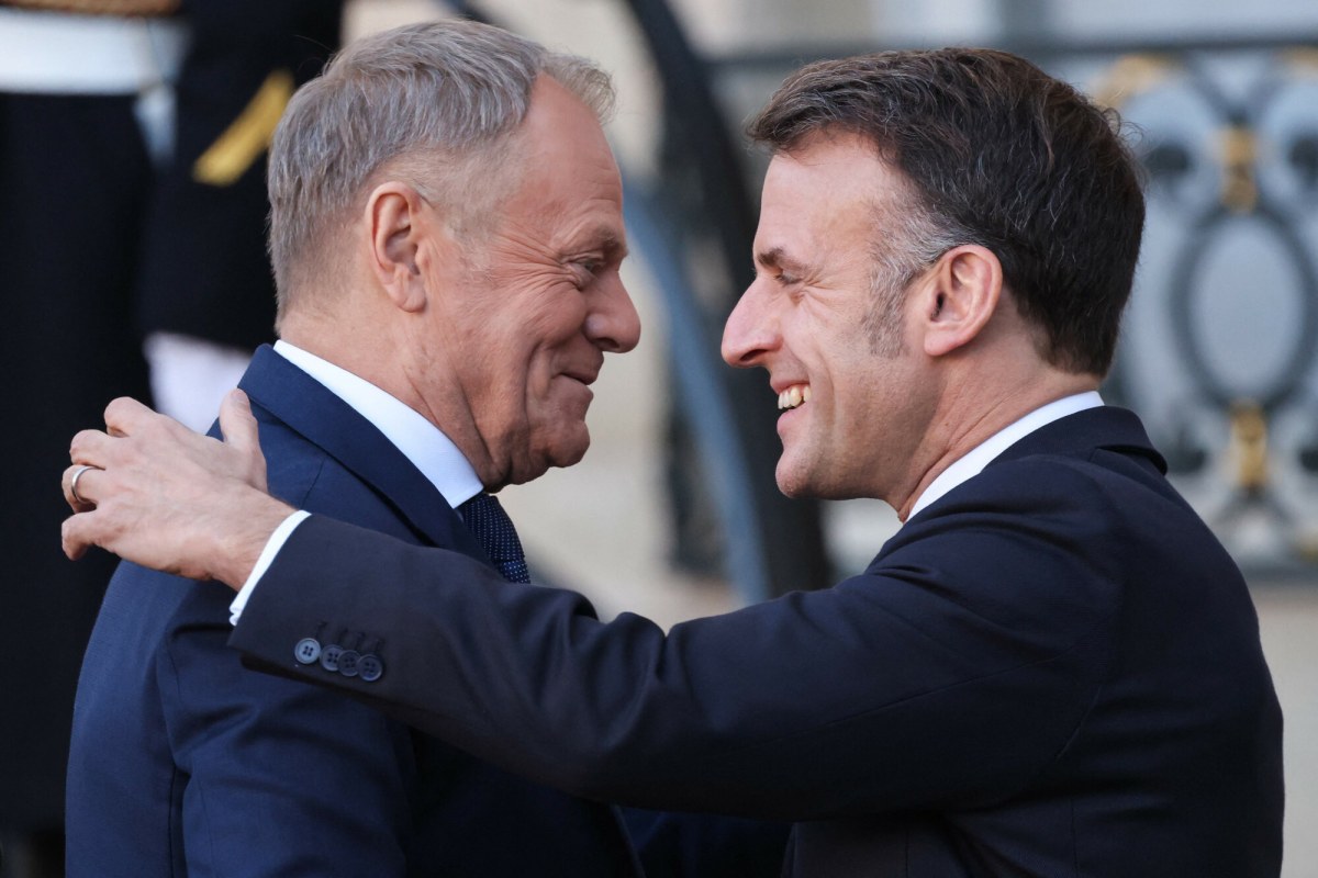Emmanuel Macron ma przylecieć do Polski