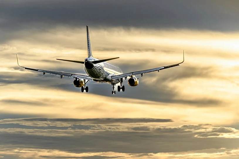 Europie kończy się paliwo lotnicze. Wskazano, na jak długo starczą zapasy