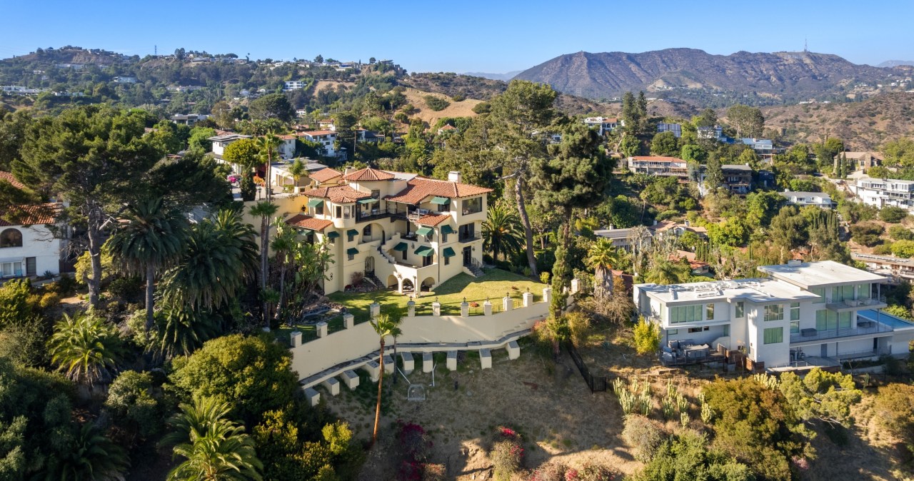 Widok z lotu ptaka zapiera dech. Słynna willa gwiazdora aż ocieka luksusem