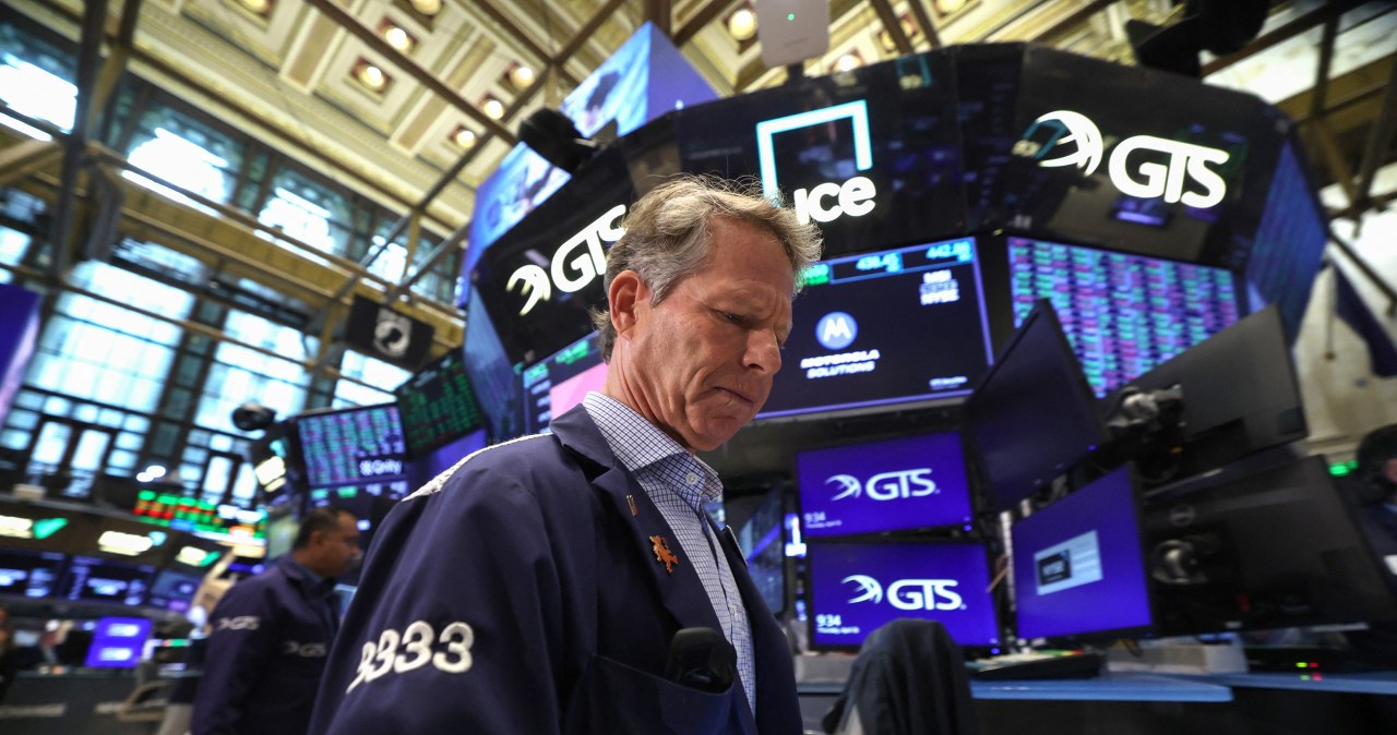 Cieśnina Ormuz zamknięta, ropa drożeje. Czy rynki przetrwają szok?