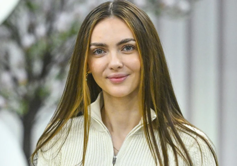 Leszczak tym razem się nie tłumaczy. Znów bryluje na wakacjach z partnerem