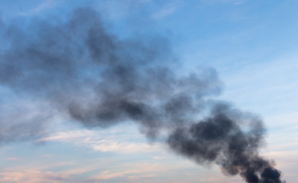 ​Pożar sortowni odpadów na Podkarpaciu. Mieszkańcy dostali alert RCB