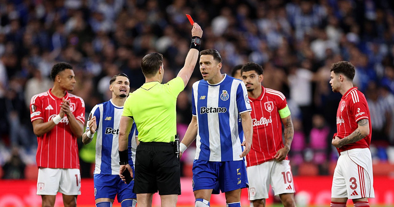 Koszmarny występ Bednarka. Tak jeszcze w Portugalii o nim nie mówiono