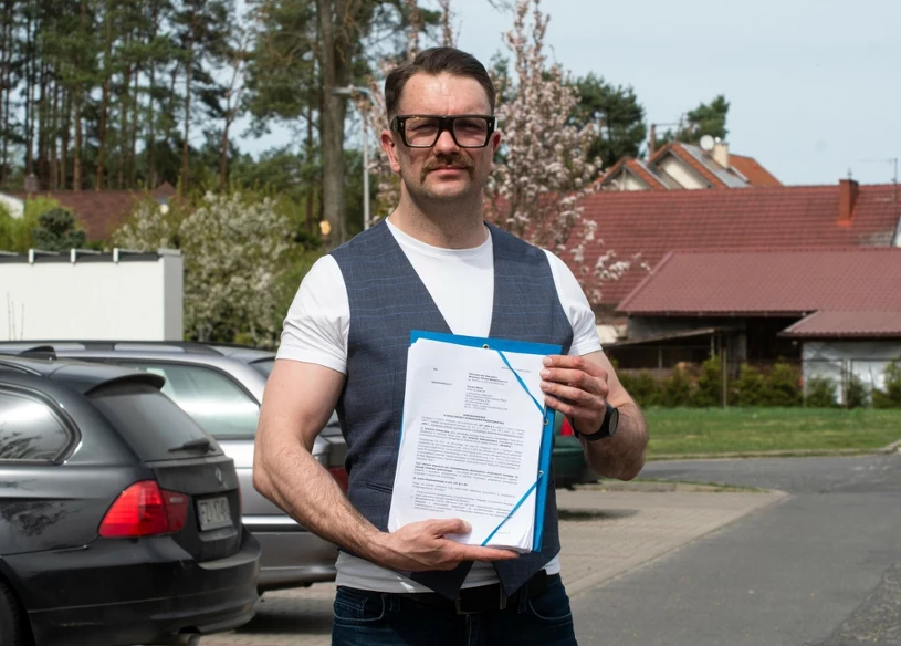 Łukasz Mejza nie chce stracić prawa jazdy. Gra z GITD w kotka i myszkę