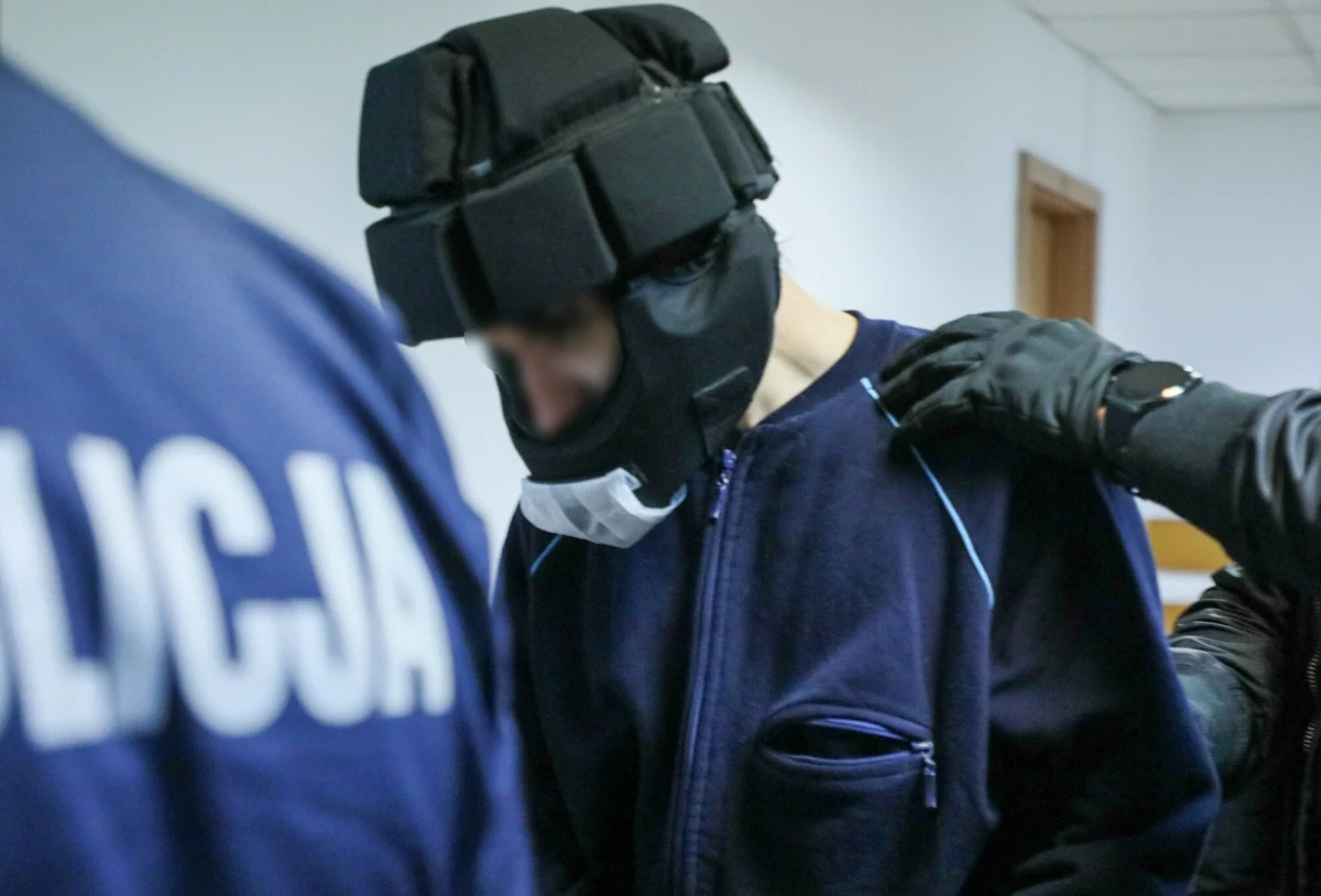 Potwierdzają się informacje RMF FM ws. brutalnego zabójstwa na Uniwersytecie Warszawskim. Jest wniosek prokuratury do Sądu Okręgowego w Warszawie o umorzenie śledztwa przeciwko Mieszkowi R. i umieszczenie go w szpitalu psychiatrycznym.