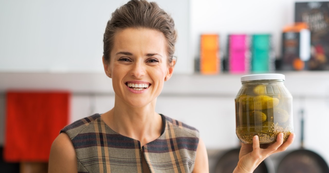 Wyjmij ze słoika i nałóż na twarz. Brzydko pachnie, ale działa cuda