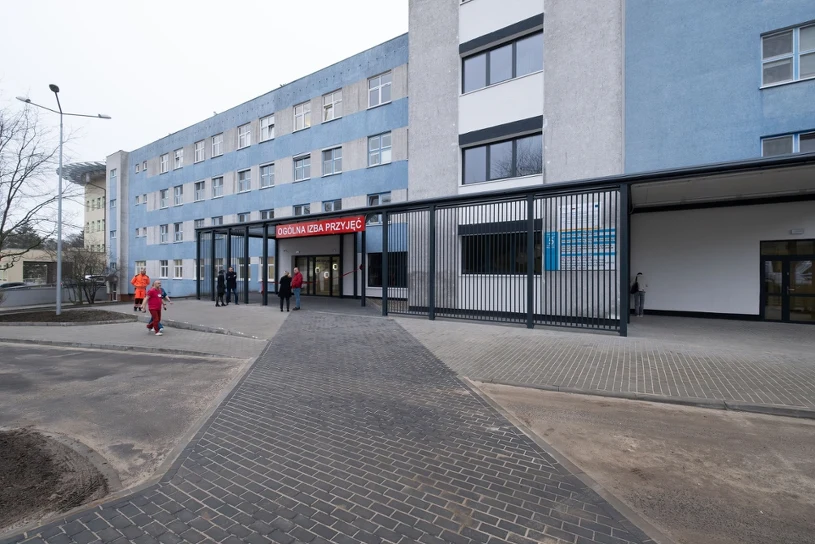 Szczecin: Dziewięciu młodych lekarzy nagle pożegnało się z pracą