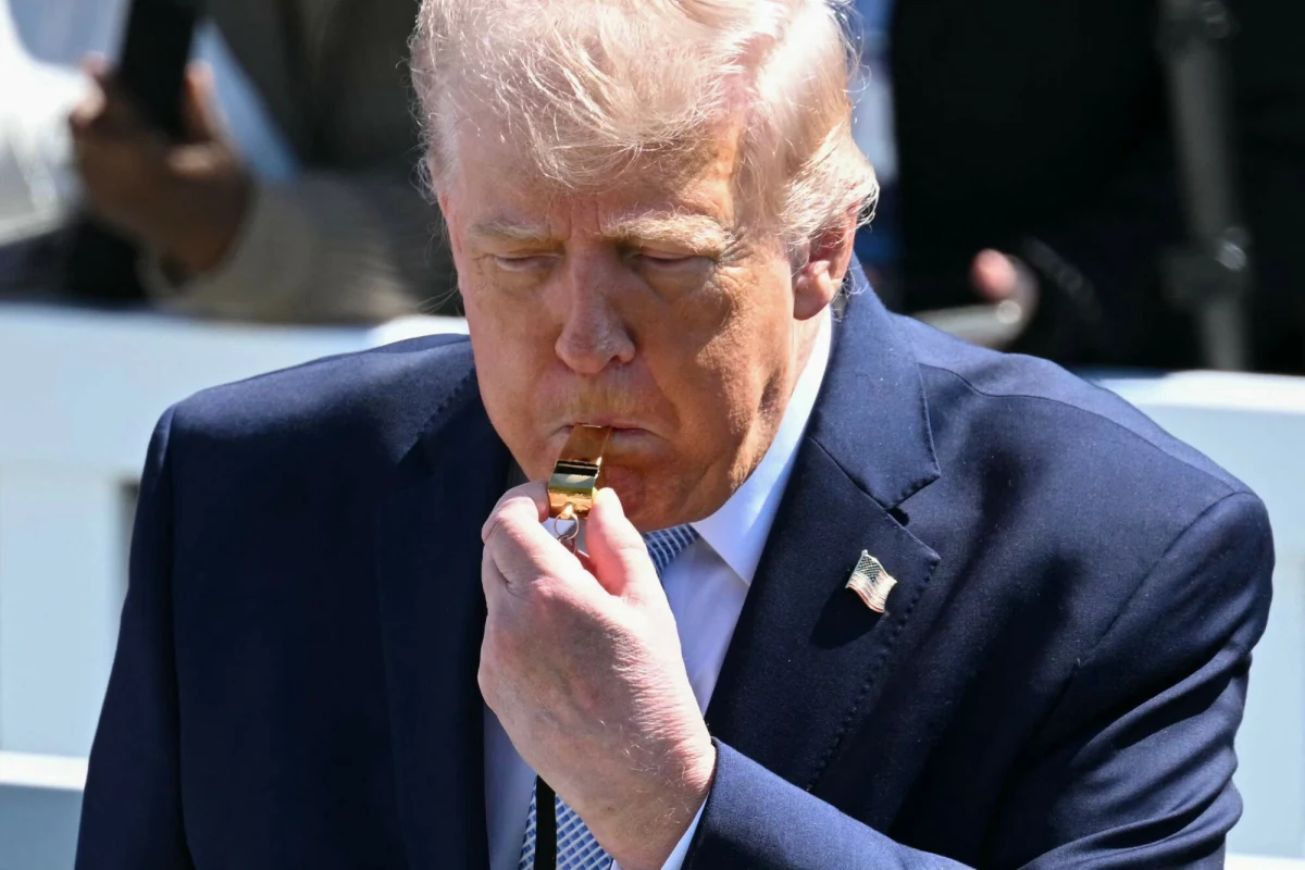 Donald Trump sam negocjuje z Irańczykami - ujawnił republikański senator Lindsey Graham. Wspomniał, że prezydent USA niedawno stracił głos po tym, jak nakrzyczał na irańskich rozmówców.