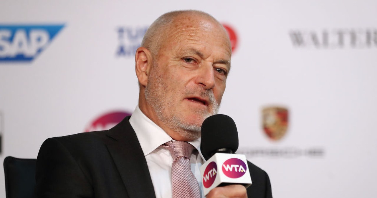 Organizatorzy WTA Stuttgart poszli na rękę Szarapowej. Środowisko oburzone